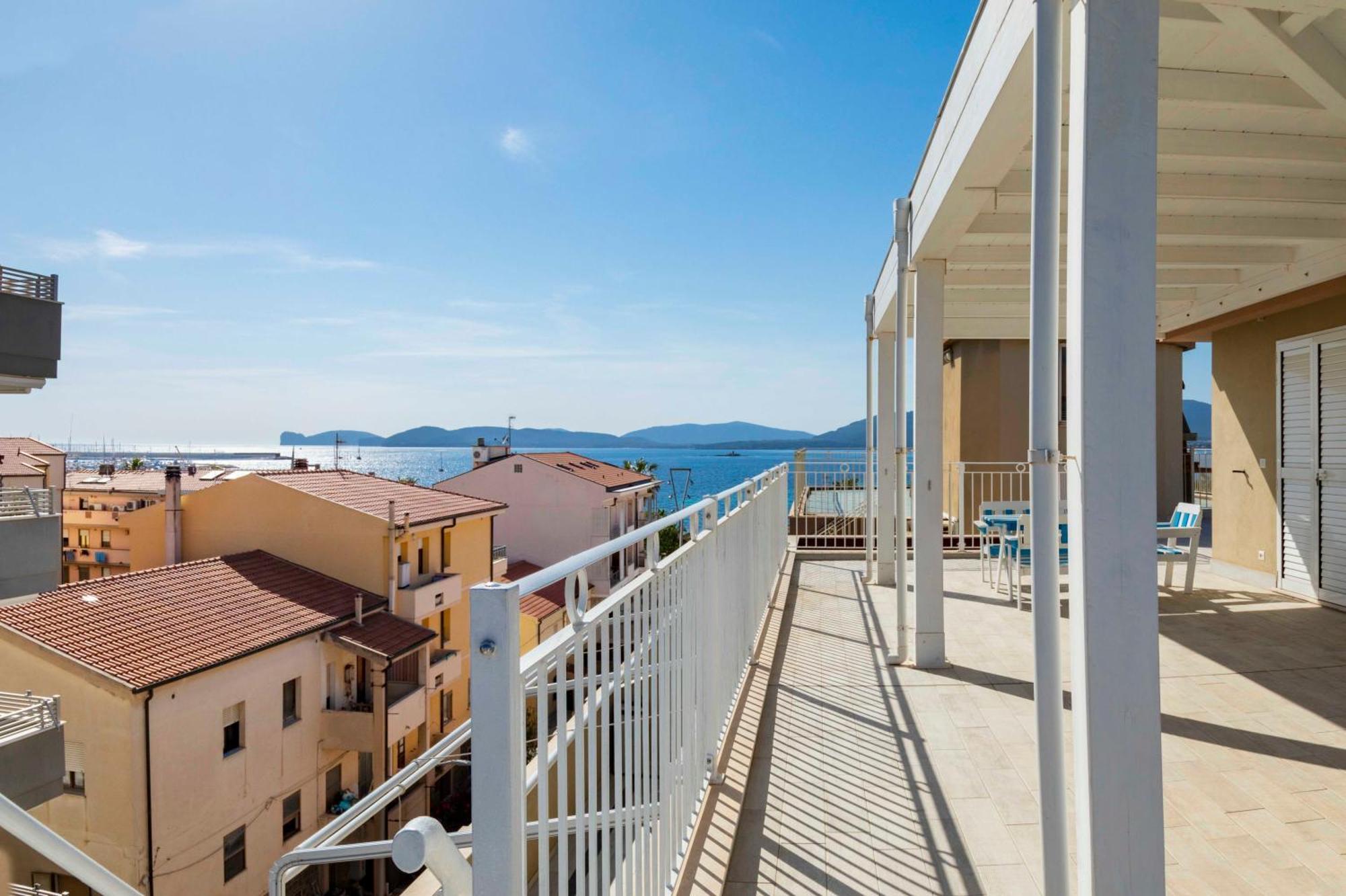 Lovealghero Stanze In Attico Vista Mare מראה חיצוני תמונה