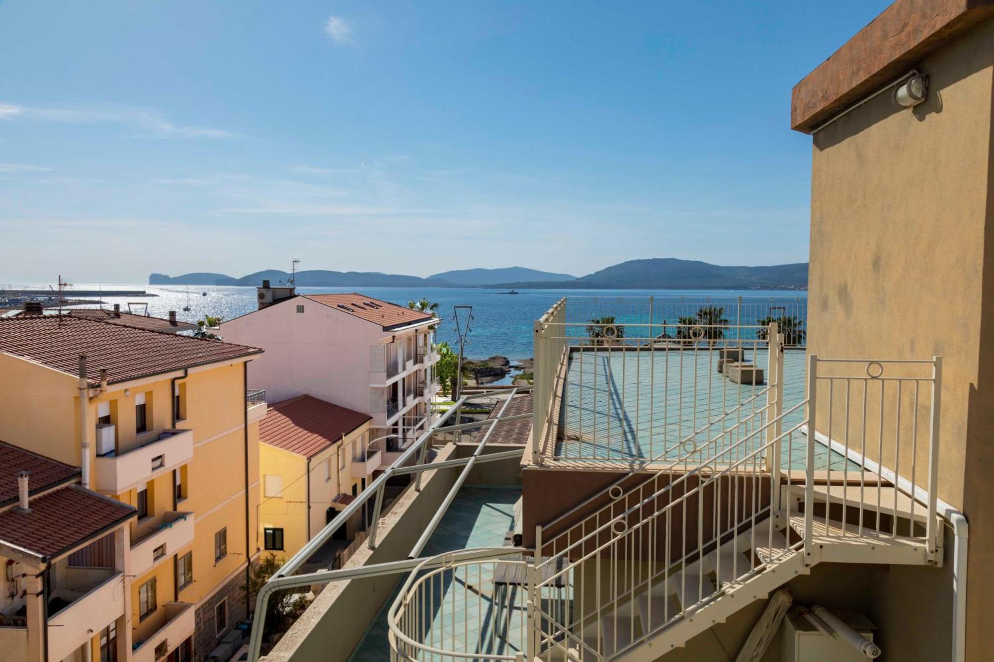 Lovealghero Stanze In Attico Vista Mare מראה חיצוני תמונה