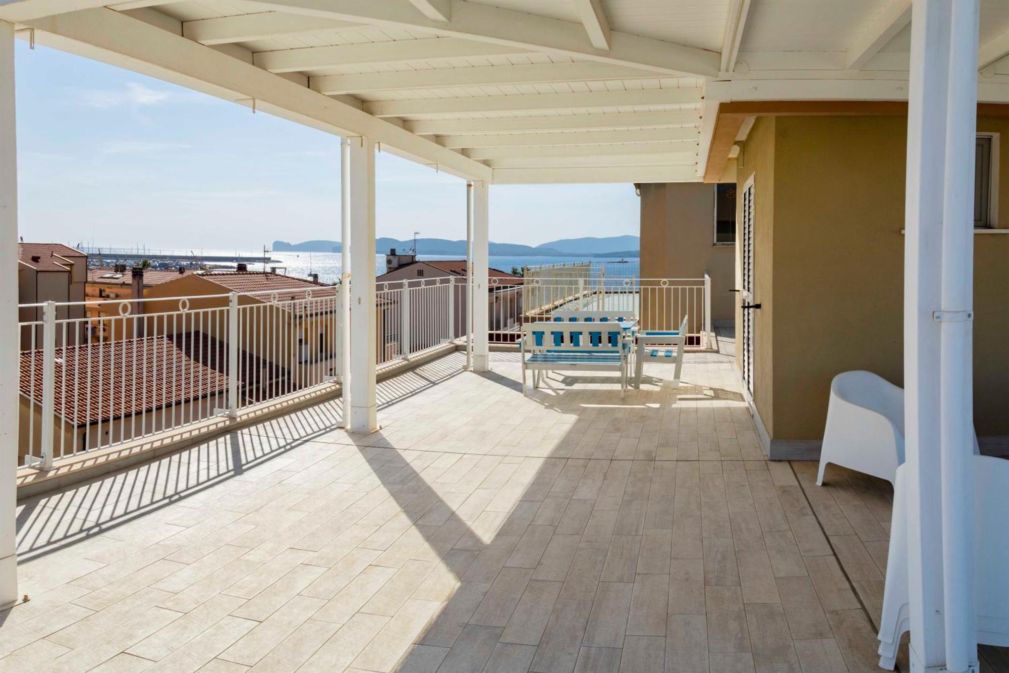 Lovealghero Stanze In Attico Vista Mare מראה חיצוני תמונה