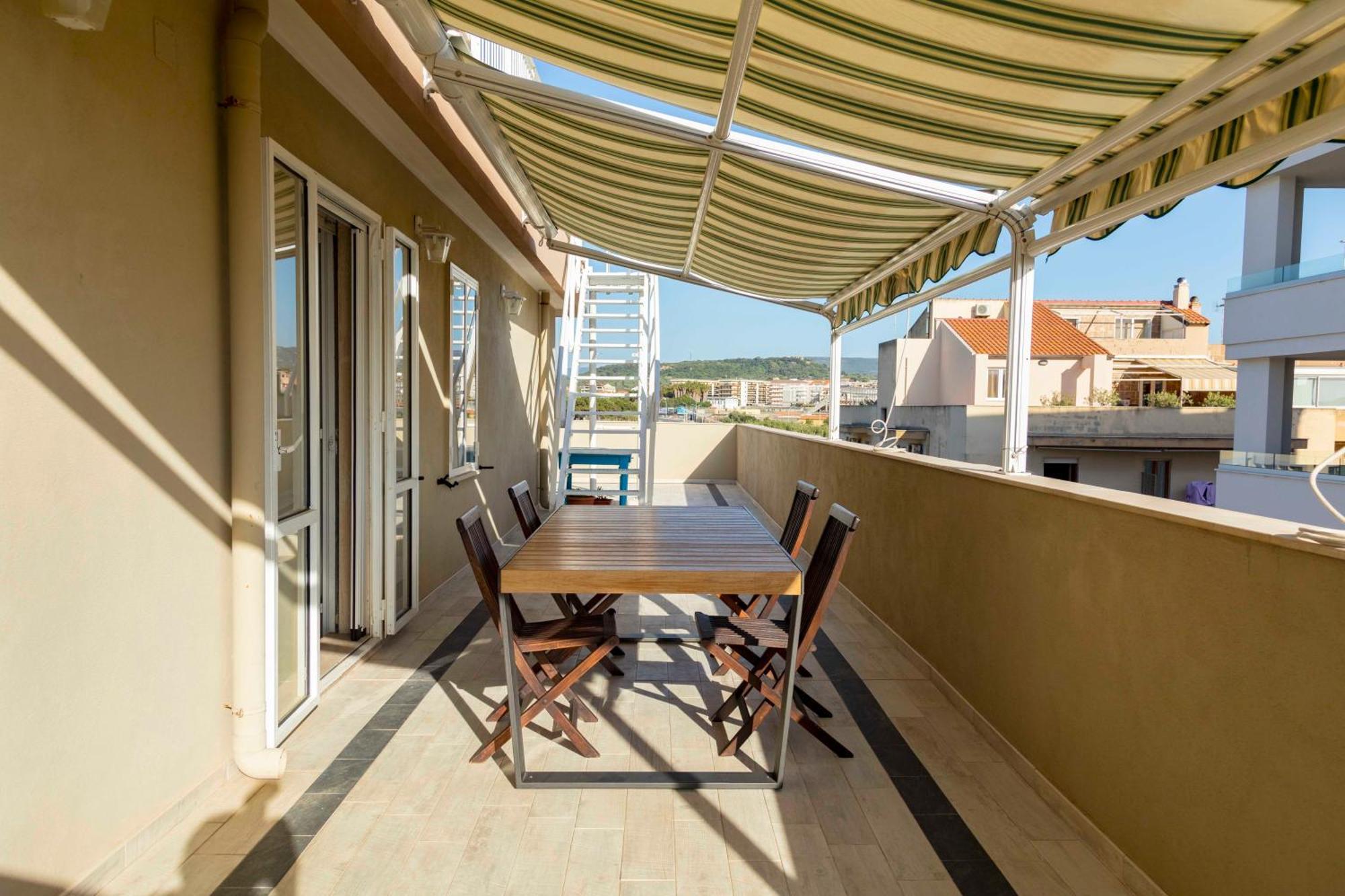 Lovealghero Stanze In Attico Vista Mare מראה חיצוני תמונה