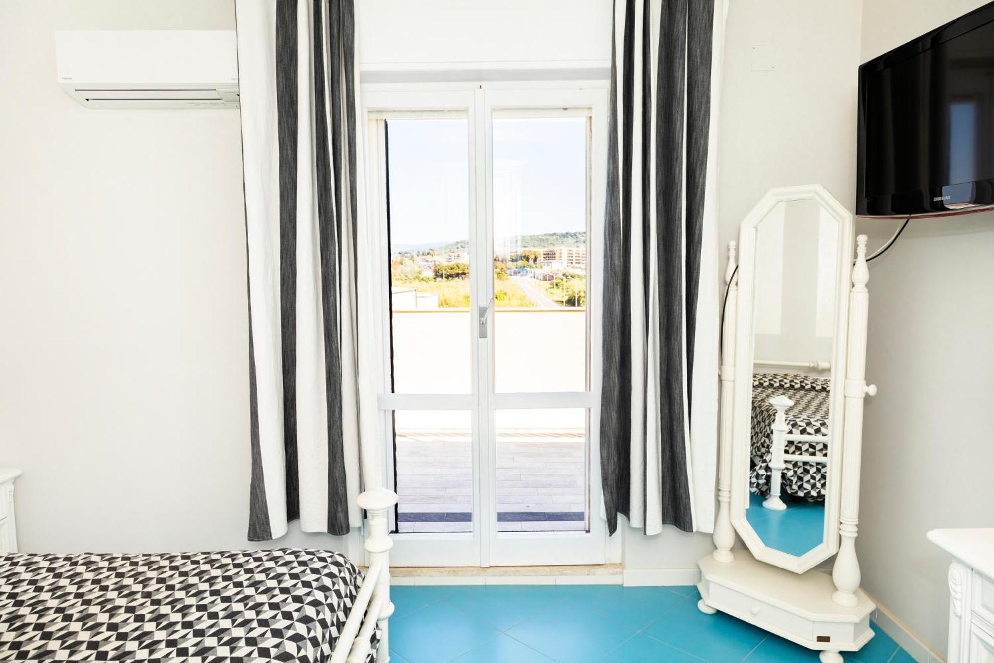 Lovealghero Stanze In Attico Vista Mare מראה חיצוני תמונה
